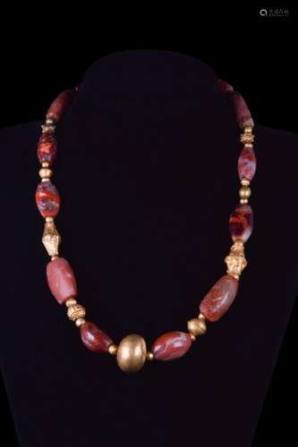 SUPERB HELLENISTIC GOLD AND CARNELIAN LARGE NECKLACE