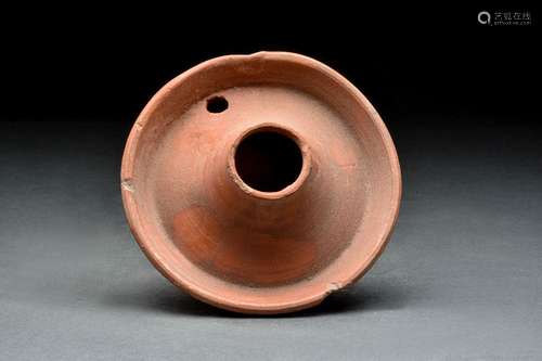 ROMAN TERRACOTTA OIL LAMP