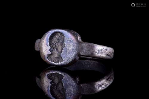 LATE ROMAN SILVER RING WITH EMPEROR PORTRAIT