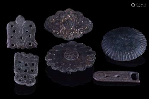 GROUP OF ROMAN MILITARY BRONZE BELT FITTINGS