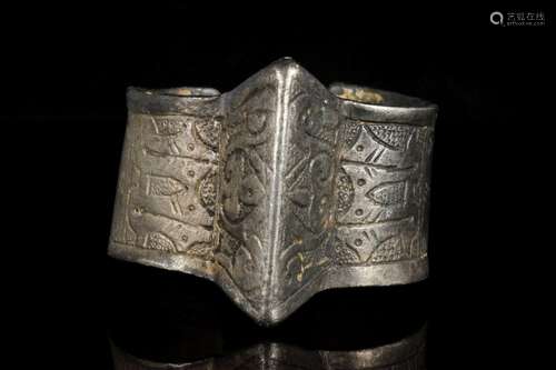 SELJUK SILVER ARMLET OR BRACELET