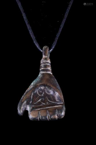 SELJUK BRONZE HAND AMULET