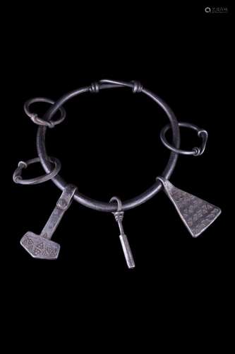 RARE VIKING SILVER BRACELET WITH AMULETS