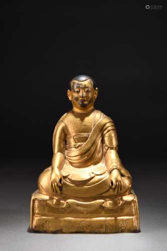 明代 铜皮鎏金噶玛巴上师像