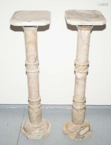 Ein Paar Säulen