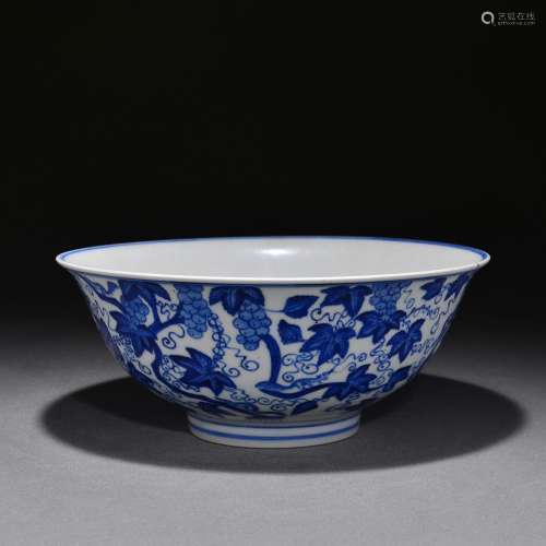 Blue and white squirrel grape pattern bowl