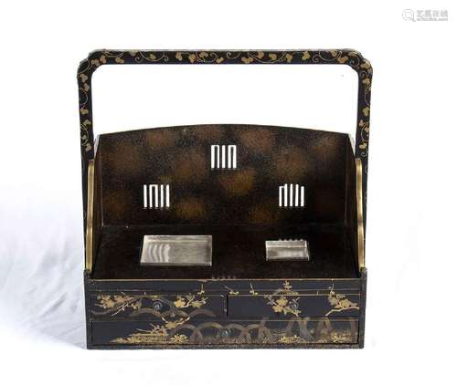 A LACQUERED AND GILT WOOD TOBACCO BOX