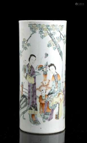 A POLYCHROME ENAMELED PORCELAIN CYLINDRICAL VASE