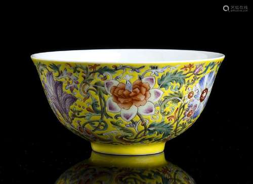 A YELLOW GROUND AND POLYCROME ENAMELED PORCELAIN BOWL