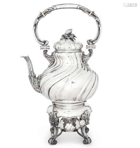 Samovar. Argento 925 fuso, sagomato e cesellato. Argenteria ...