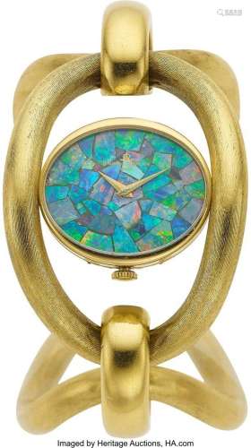 Baume & Mercier Opal, Gold Watch  Case: 30 x 26 mm, oval...