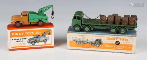 A Dinky Toys No. 505 Foden flat truck with chains and a Dink...