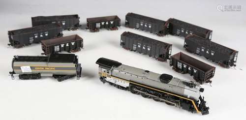 A collection of Bachmann Spectrum gauge HO railway items