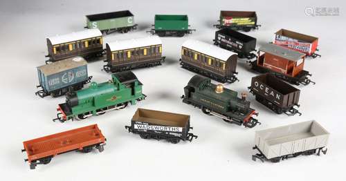 A small collection of Hornby gauge OO railway items