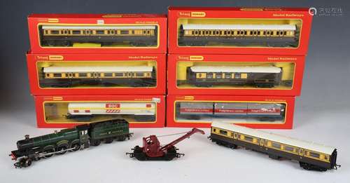 A small collection of Tri-ang Hornby