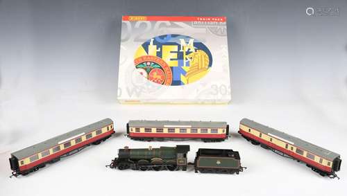 Hornby gauge OO R.2024 Western Region Express passenger trai...