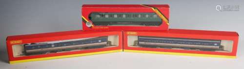 A small collection of Hornby and Hornby Railways gauge OO it...