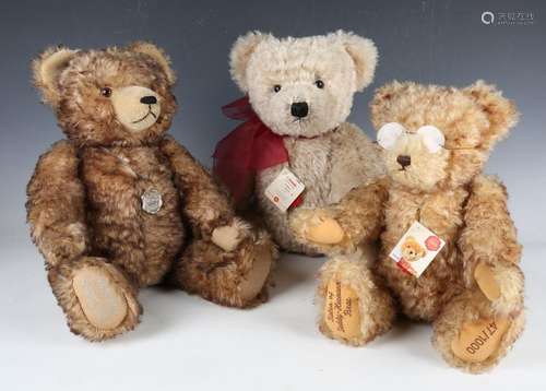 Five modern Hermann teddy bears