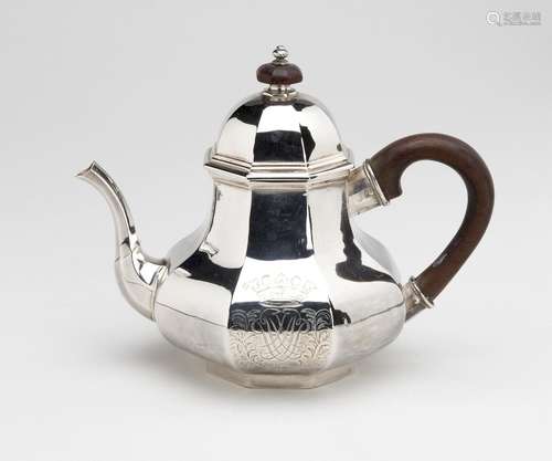 A Dutch silver teapot