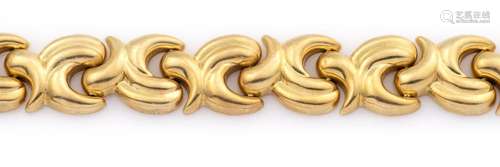 An 18k gold bracelet