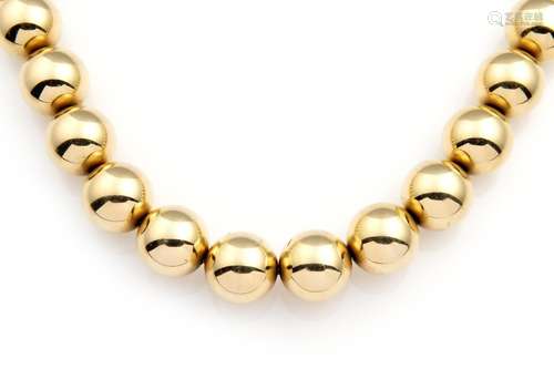 A 14k gold necklace