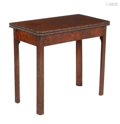 A GEORGE III MAHOGANY TEA TABLE