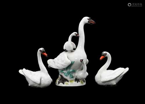 A BEVY OF MEISSEN MODELS OF SWANS