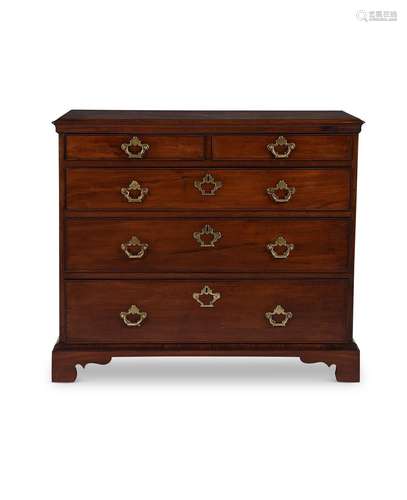 A GEORGE III MAHOGANY CHEST OF DRAWERS