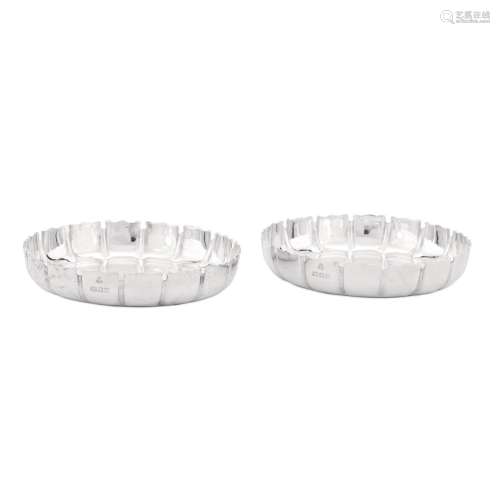 A pair of silver dishes, S.J. Phillips Ltd., London, 1993