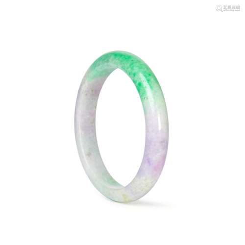 A MULTI COLOURED CHINESE JADE BANGLE, QING DYNASTY (1644-191...