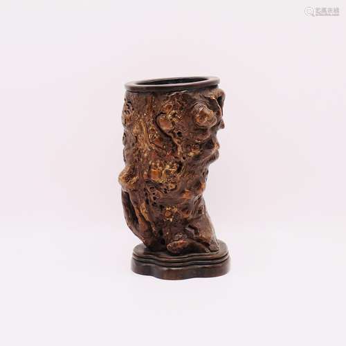 A CHINESE SCHOLAR CARVED BRUSH POT, BITONG, QING DYNASTY (16...