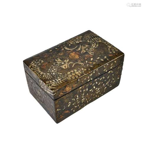 A CHINESE LACQUER MOTHER OF PEARL INLAY BOX, 19TH CENTURY