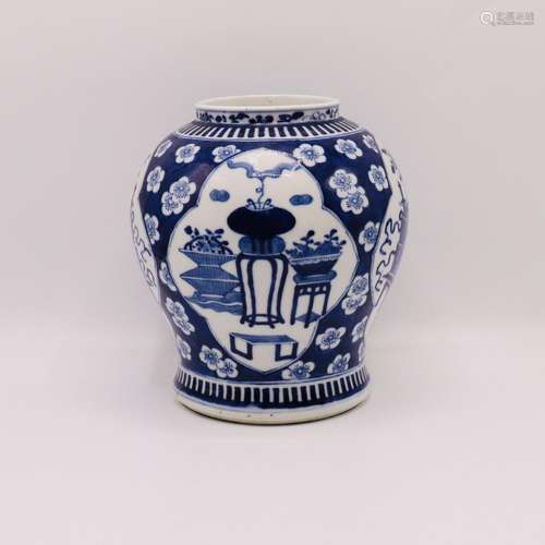 A CHINESE BLUE & WHITE JAR, QING DYNASTY (1644-1911)