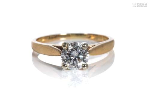 14K GOLD DIAMOND SOLITAIRE ENGAGEMENT RING, 2.2g