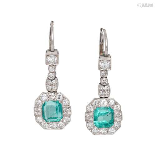 EMERALD AND DIAMOND EARRINGS