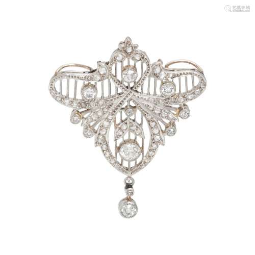 FRENCH, BELLE EPOQUE, PLATINUM AND DIAMOND PENDANT/BROOCH