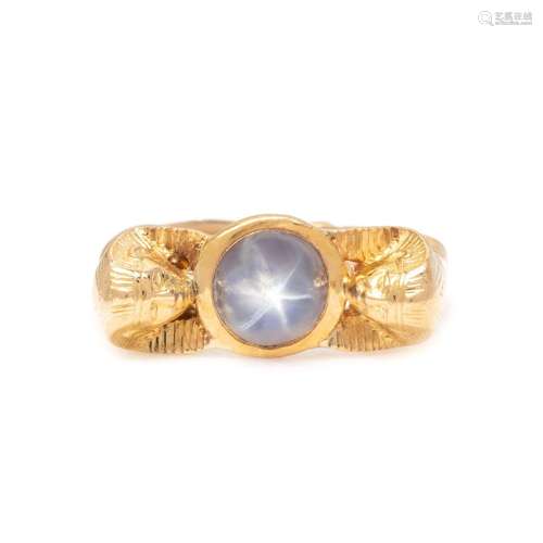 YELLOW GOLD AND STAR SAPPHIRE PHARAOH RING