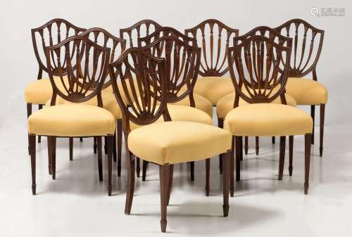 Eleven Hepplewhite style chairs, 20th century.