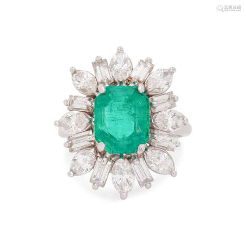 COLOMBIAN EMERALD AND DIAMOND RING