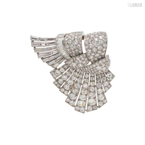 ART DECO, DIAMOND BROOCH