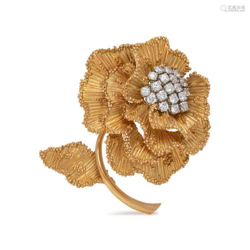 VAN CLEEF & ARPELS, YELLOW GOLD AND DIAMOND FLOWER BROOC...