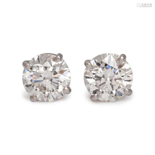 DIAMOND STUD EARRINGS