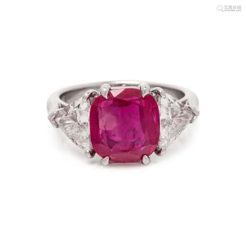 A RARE UNHEATED BURMESE RUBY AND DIAMOND RING