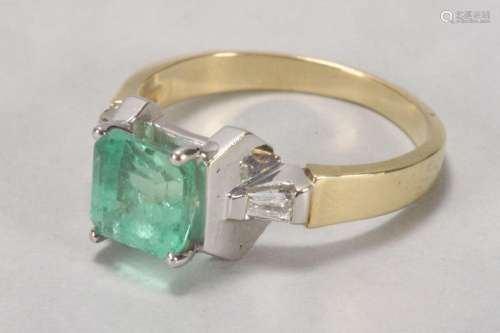 Heavy 18ct Gold Emerald and Diamond Ring,