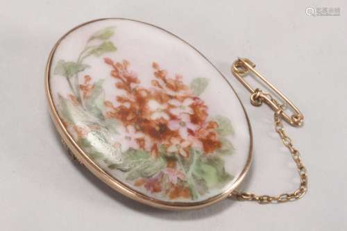 Australian 9ct Gold and Porcelain Brooch,