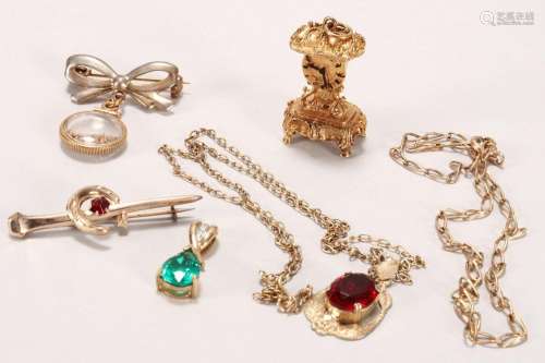 Small Quantity of Jewellery,