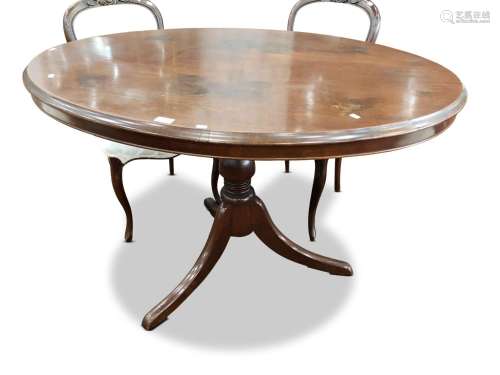 Victorian Mahogany Loo Table,
