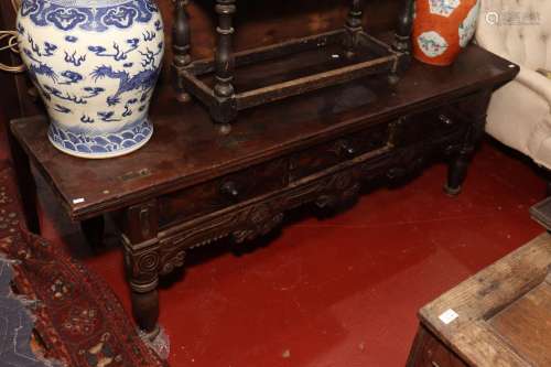 19/18th Century Provincial Oak Low Side Table,