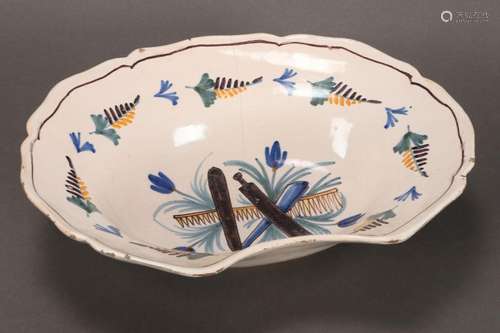 Italian Majolica Shaving Bowl,