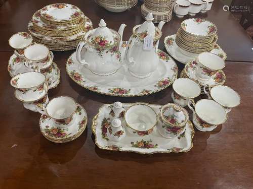 Royal Albert `Old Country Roses` Dinner Set,